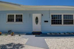 Picture of 3841 Wahoo Drive Se, St Petersburg, FL 33705