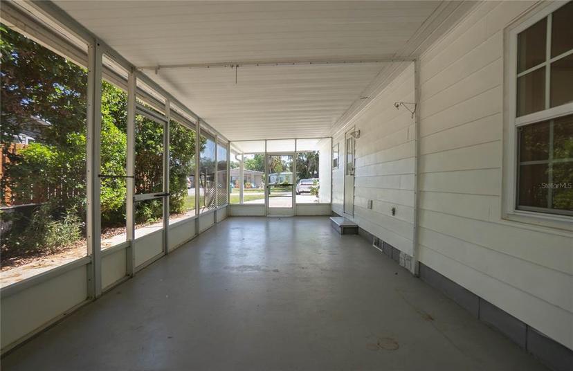 Picture of 5502 Columbus Circle, Wildwood FL 34785