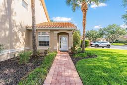 Picture of 5340 Edgewater Way Unit 1, Oxford, FL 34484