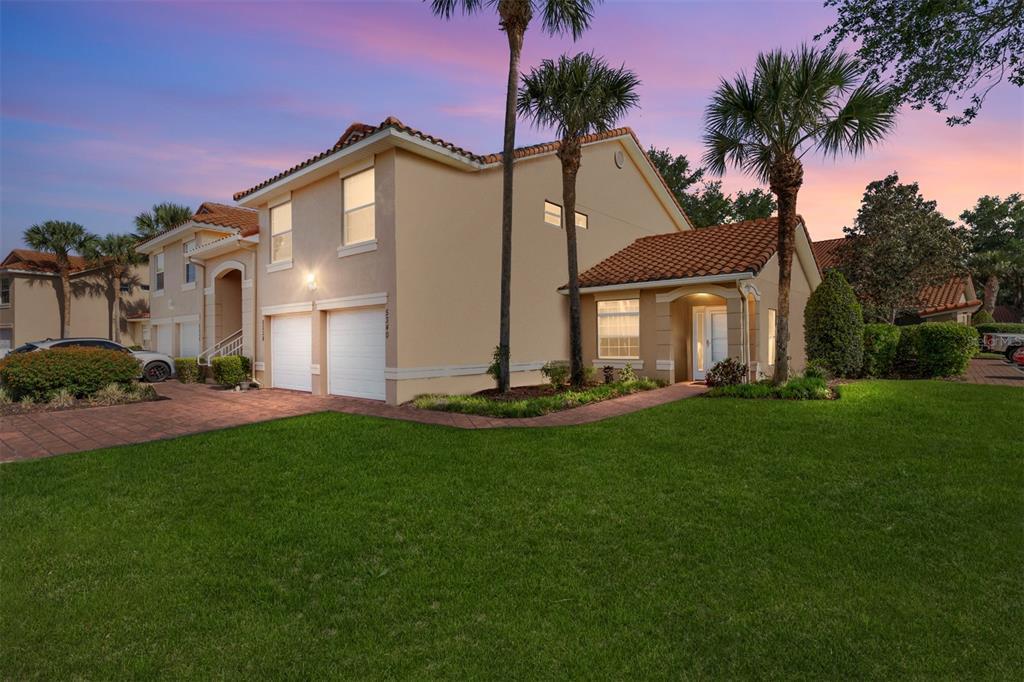 Picture of 5340 Edgewater Way Unit 1, Oxford, FL 34484