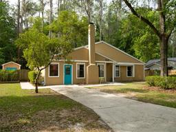 Picture of 2529 NW 49Th Place, Gainesville, FL 32605
