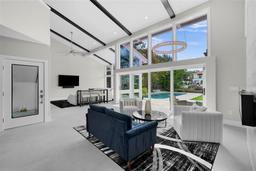 Picture of 5018 S The Riviera Street, Tampa, FL 33609