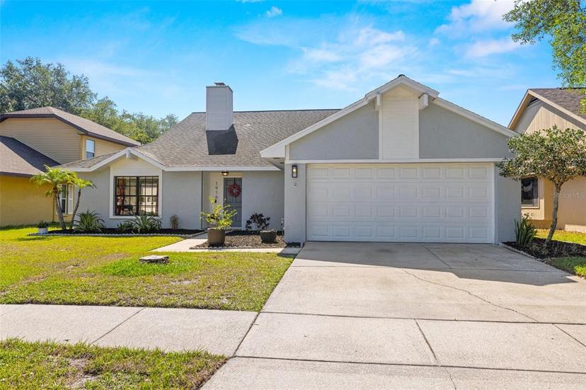 Picture of 1916 White Cedar Way, Brandon FL 33511