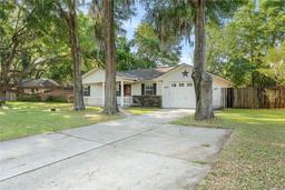 Picture of 26831 NW 3Rd Avenue, Newberry, FL 32669