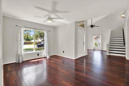 Picture of 9603 Sunnyoak Drive, Riverview, FL 33569