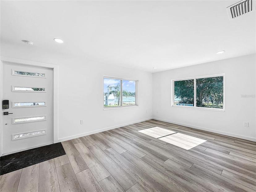 Picture of 407 Sheryl Drive, Deltona FL 32738