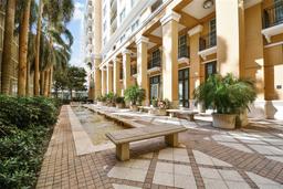 Picture of 750 N Tamiami Trail Unit 1203, Sarasota, FL 34236
