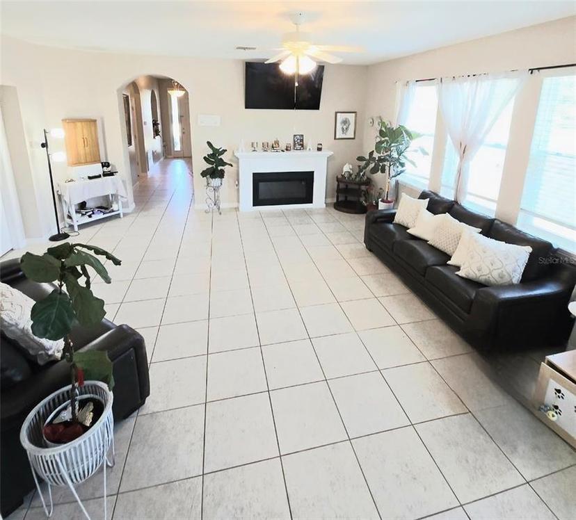 Picture of 4950 Bond Street E, Kissimmee FL 34758