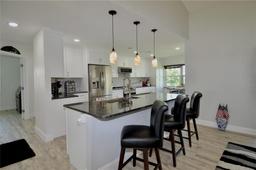 Picture of 611 Paget Drive, Venice, FL 34293