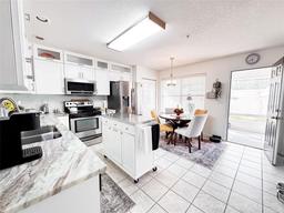Picture of 4574 SW 48Th Way Unit 104, Gainesville, FL 32608