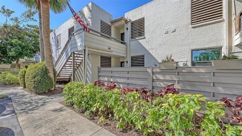 Picture of 811 Oak Drive Unit 811, Bradenton FL 34210
