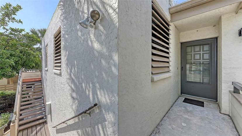 Picture of 811 Oak Drive Unit 811, Bradenton FL 34210