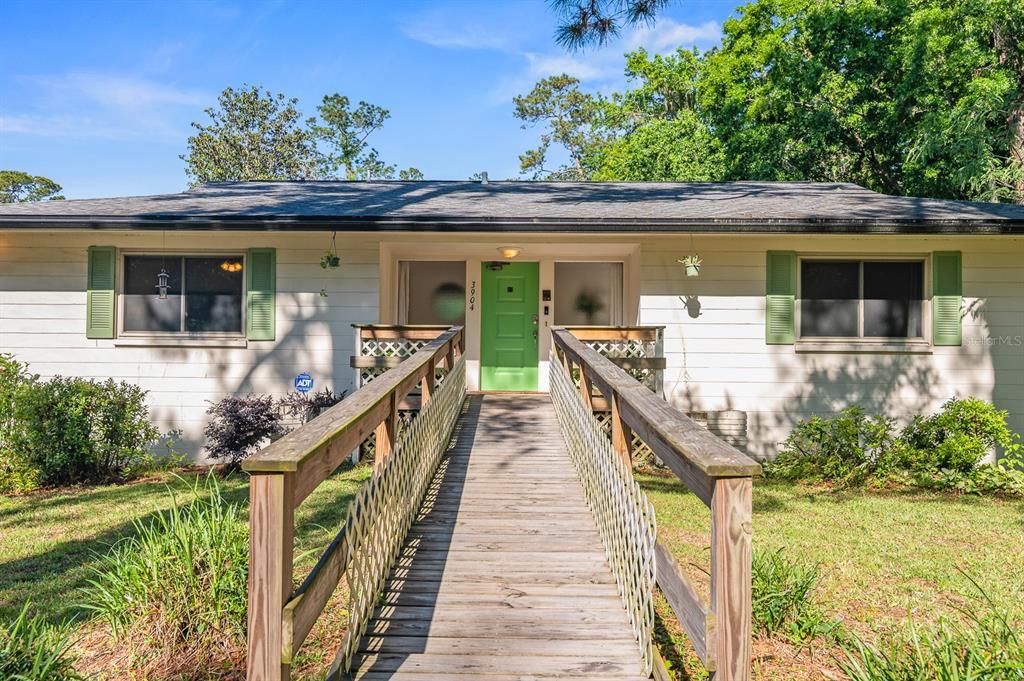Picture of 3904 NW 15Th Street, Gainesville, FL 32605