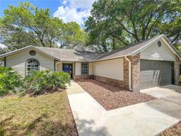 Picture of 2647 Lake Landing Blvd, Eustis, FL 32726