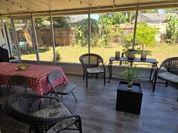 Picture of 111 Inwood Circle, Brandon, FL 33510