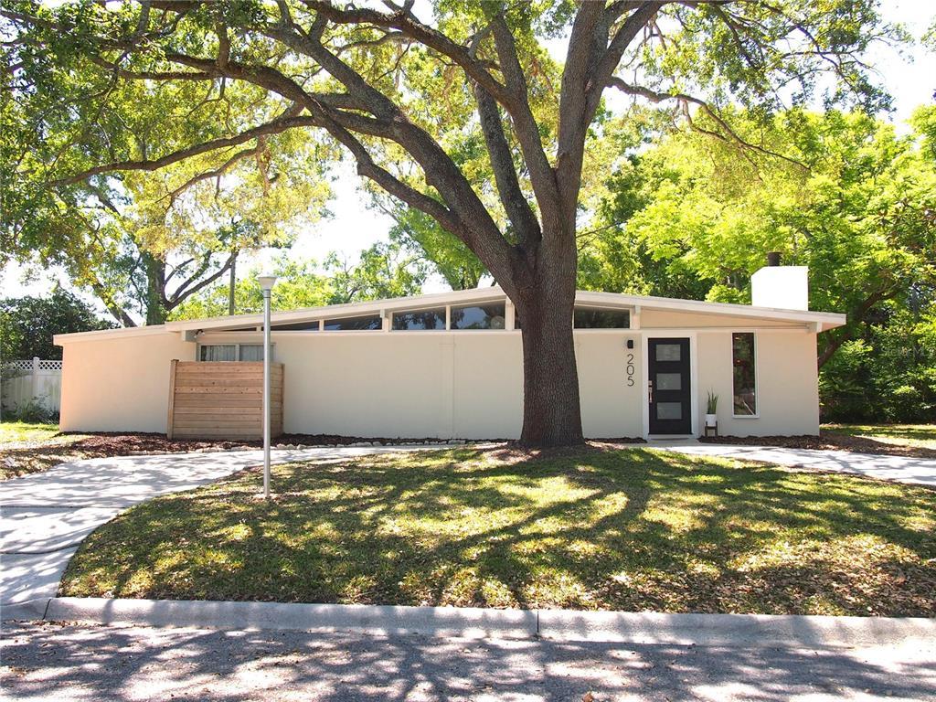 Picture of 205 Park Ridge Avenue, Temple Terrace, FL 33617