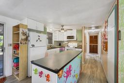 Picture of 2128 Pennsylvania Avenue, Englewood, FL 34224