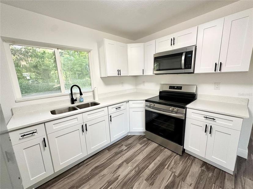 Picture of 2527 Dons Place, Lakeland FL 33801