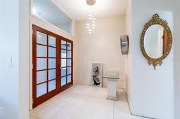 Picture of 3302 W Caracas Street, Tampa, FL 33614