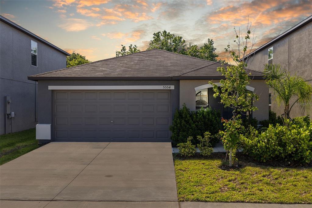 Picture of 5554 Blue Azure Drive, Wimauma, FL 33598
