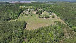 Picture of 12025 N Country Road, Glen St Mary, FL 32040