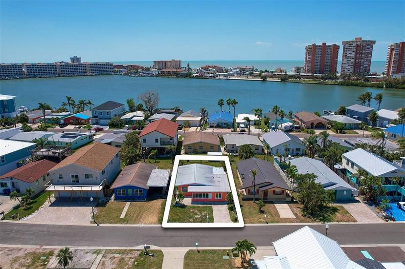 Picture of 763 182Nd Avenue E, Redington Shores FL 33708