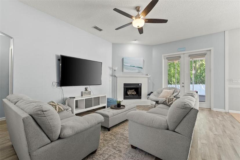 Picture of 724 Candlebark Drive, Jacksonville FL 32225