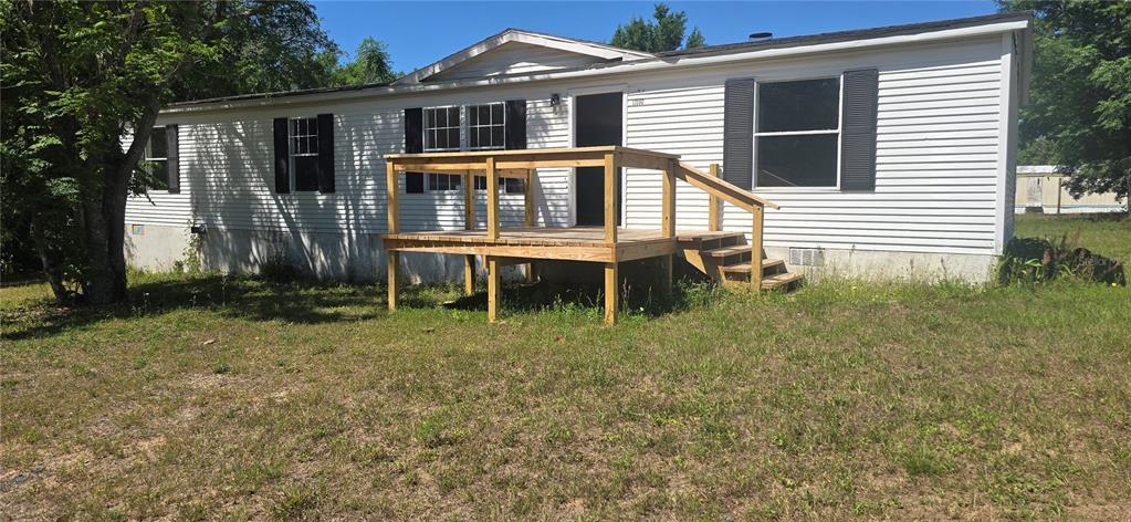 Picture of 17080 SE 252Nd Avenue, Umatilla, FL 32784
