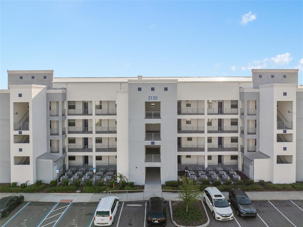 Picture of 3120 Paradox Circle Unit 307, Kissimmee, FL 34746