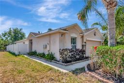 Picture of 1505 Trailwater Street, Ruskin, FL 33570