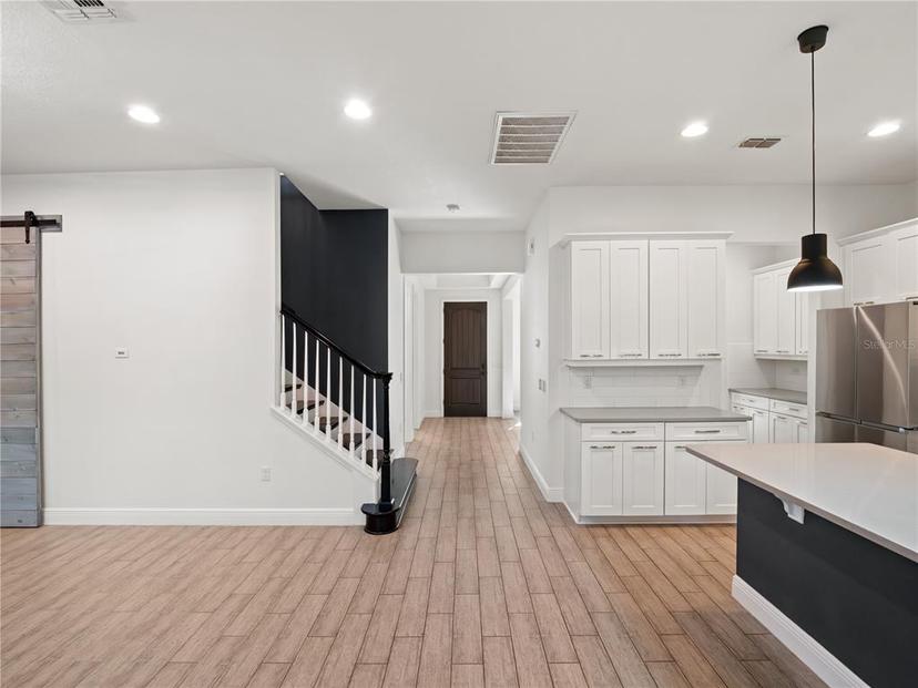 Picture of 8352 Lookout Pointe Drive, Windermere FL 34786