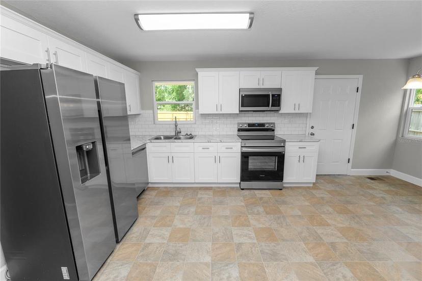 Picture of 213 9Th Street Se, Fort Meade FL 33841