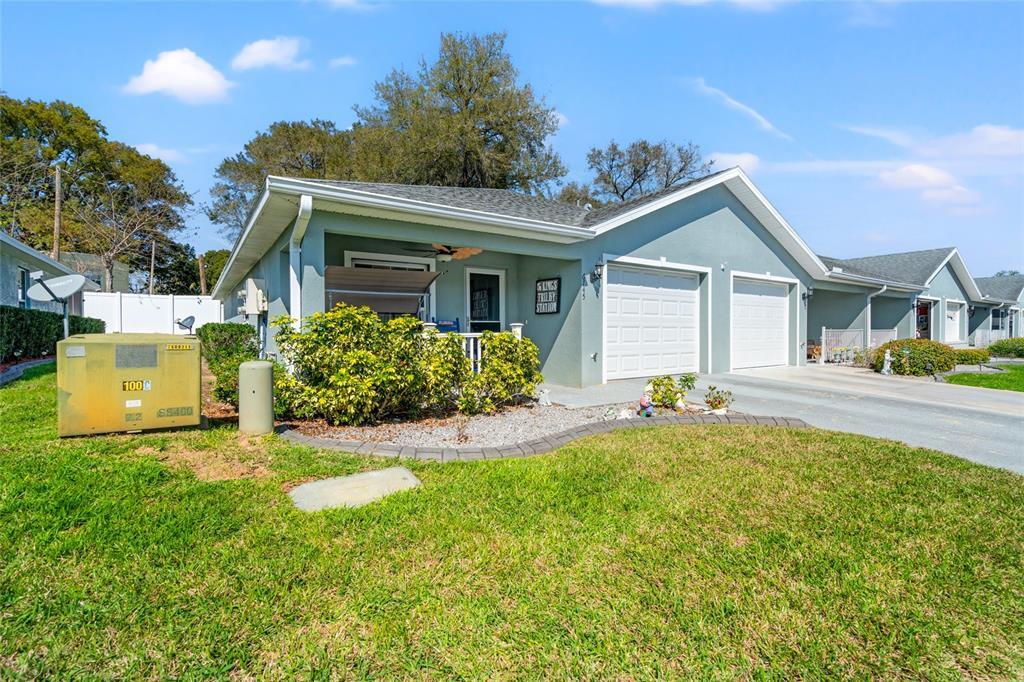 Picture of 6745 Basswood Circle, Zephyrhills, FL 33542