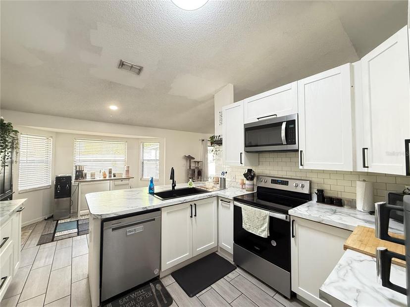 Picture of 6922 Doehring Drive, Lakeland FL 33810