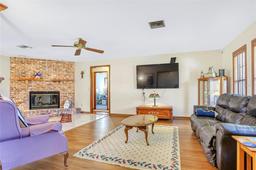 Picture of 2102 E Atmore Circle, Deltona, FL 32725