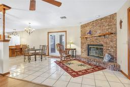 Picture of 2102 E Atmore Circle, Deltona, FL 32725