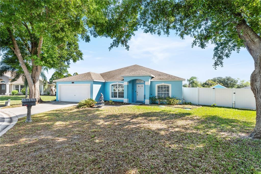 Picture of 134 Foggy Creek Court, Davenport, FL 33837