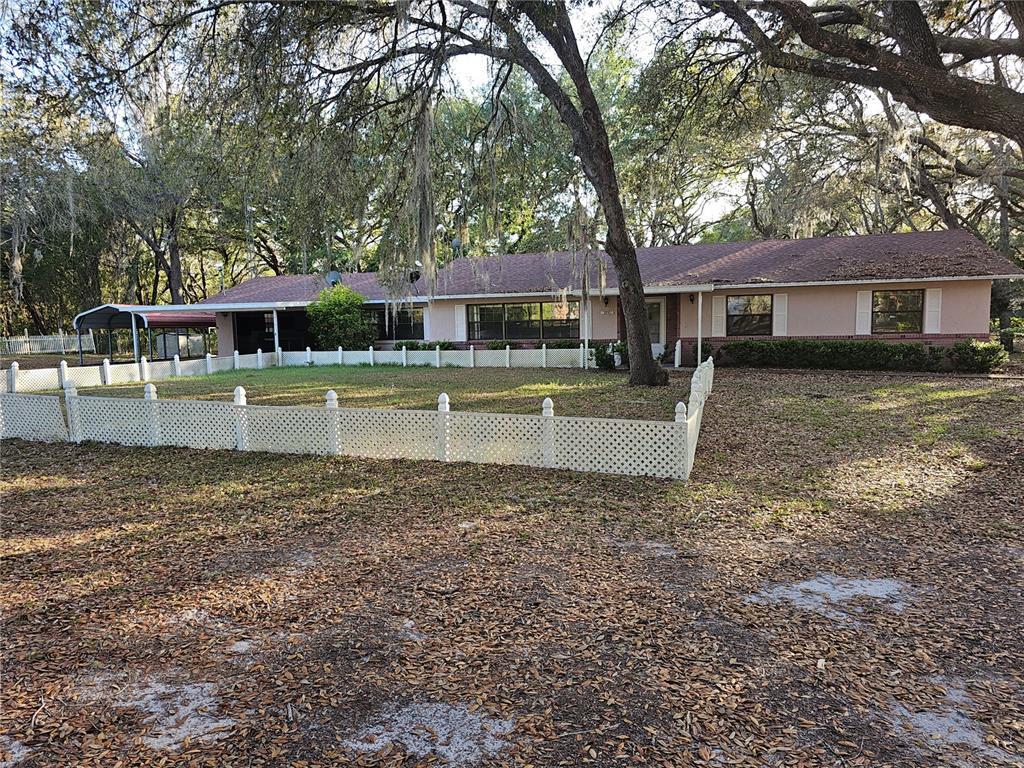 Picture of 9741 SE Highway 464C Highway Se, Ocklawaha, FL 32179