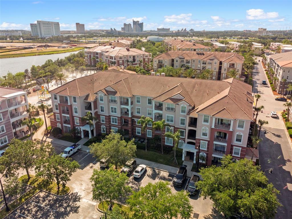 Picture of 4862 Cayview Avenue Unit 407, Orlando, FL 32819