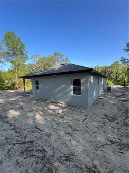 Picture of 1581 W Saint Elizabeth Place, Citrus Springs, FL 34434