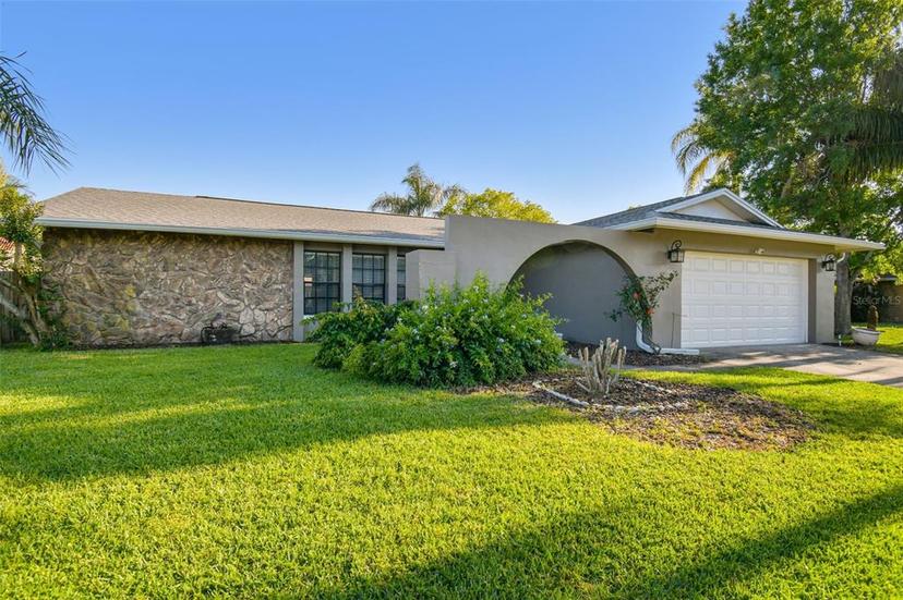 Picture of 4120 Rolling Springs Drive, Tampa FL 33624