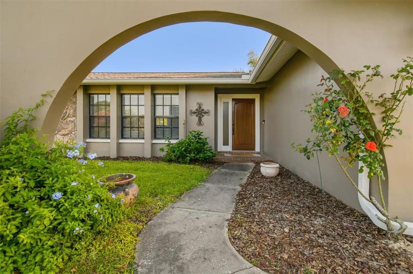 Picture of 4120 Rolling Springs Drive, Tampa FL 33624