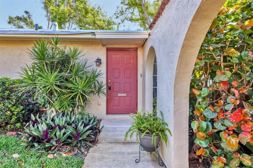 Picture of 2267 Pueblo Lane Unit V40, Sarasota FL 34231