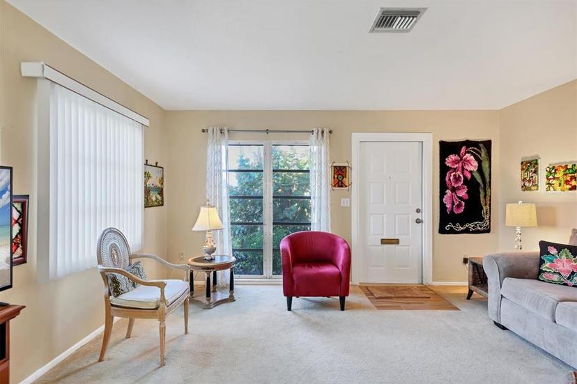 Picture of 2267 Pueblo Lane Unit V40, Sarasota FL 34231