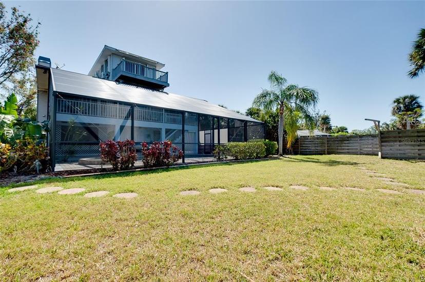 Picture of 610 Alligator Drive, Venice FL 34293