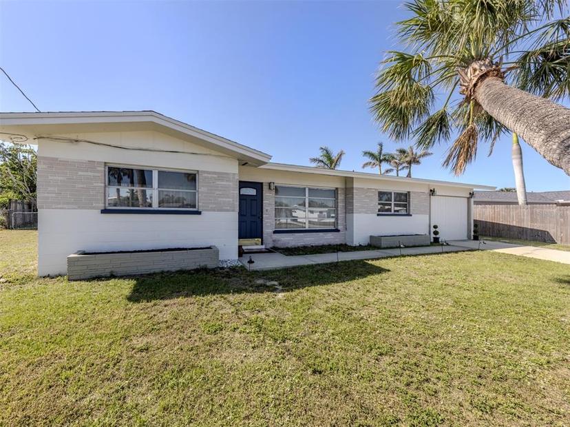 Picture of 444 Driftwood Road, Venice FL 34293