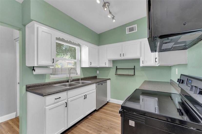 Picture of 2903 E Michigan Street, Orlando FL 32806