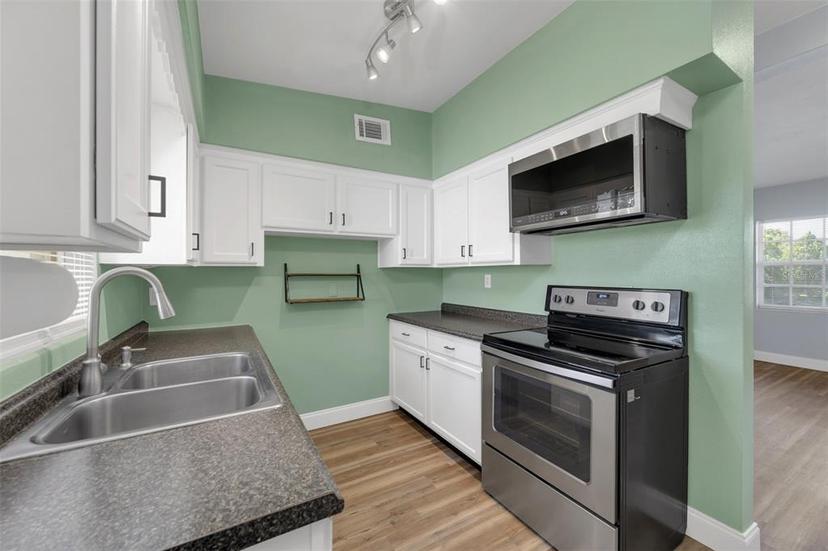 Picture of 2903 E Michigan Street, Orlando FL 32806