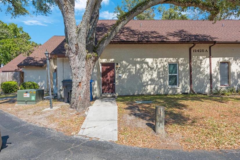 Picture of 12425 Touchton Drive Unit 77, Tampa FL 33617