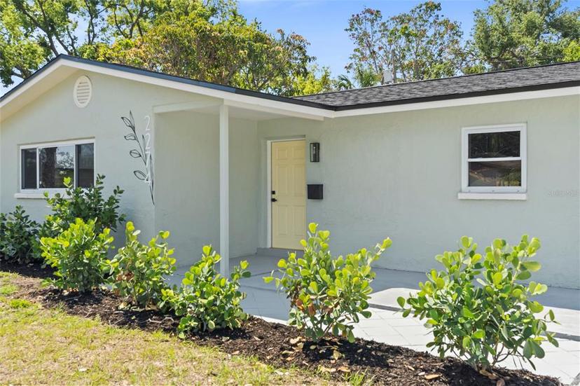Picture of 2274 66Th Avenue S, St Petersburg FL 33712